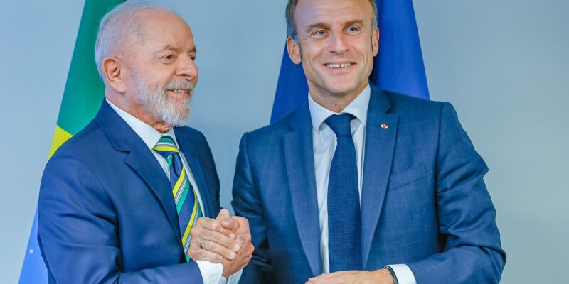 Lula e Macron Discutem Proposta do Conselho da Paz de Trump Crédito: © Ricardo Stuckert / PR